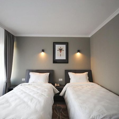 Hotel Callisto 프리슈티나 외부 사진