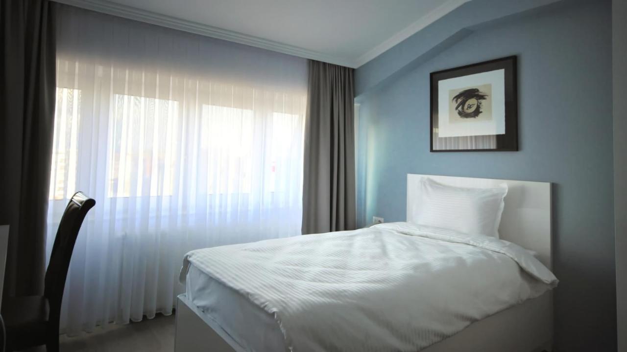 Hotel Callisto 프리슈티나 외부 사진